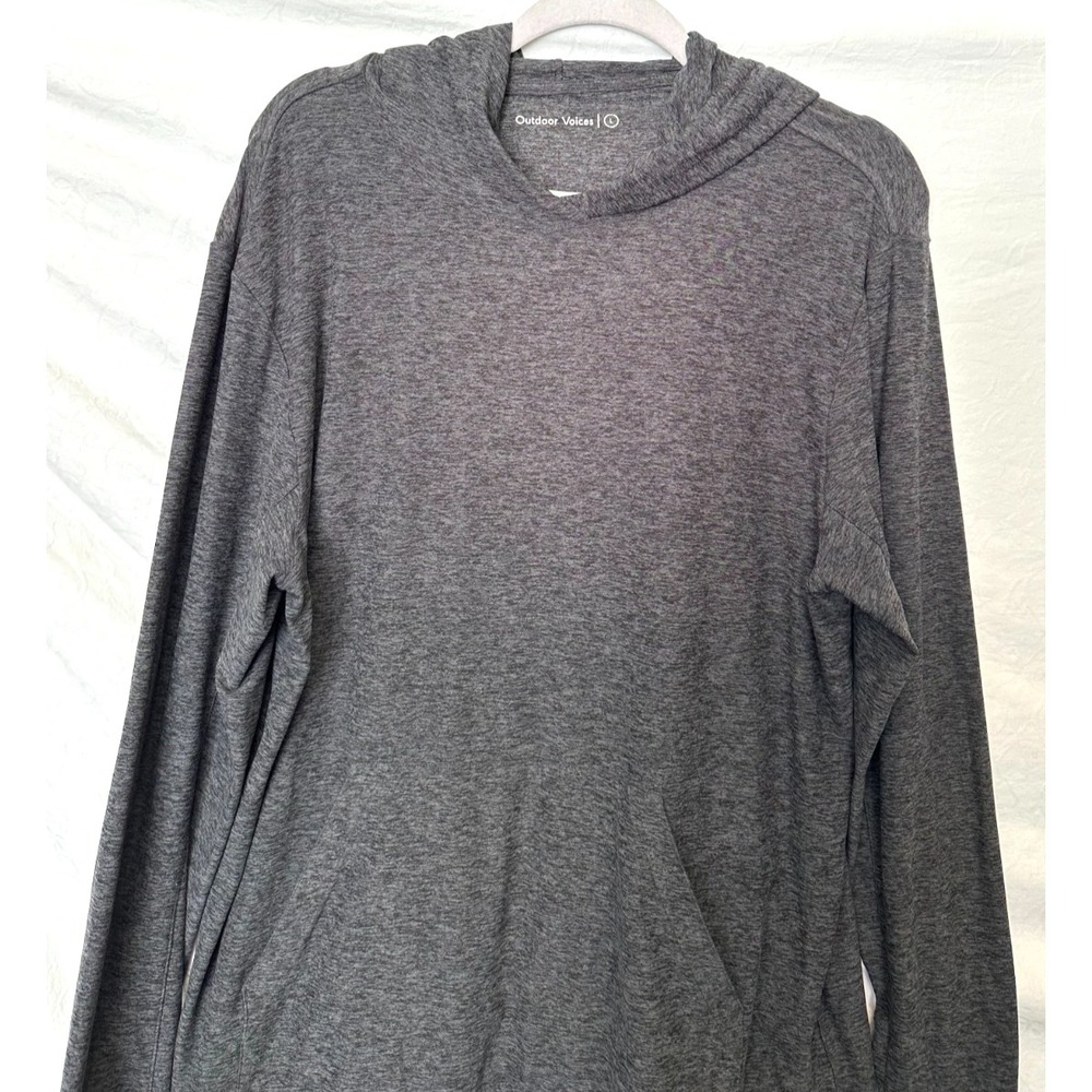 Outdoor Voices Men's Large Charcoal Gray Cloudknit Long Sleeve Hoodie T- Shirt